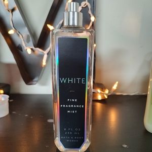 Bath and body works "White" fine fragrance mist